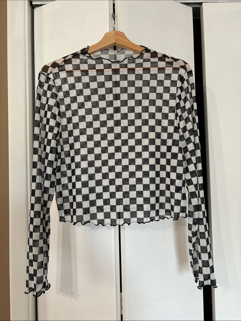 SHEIN curve Checkerboard Long-Sleeve Mesh Top - Black & White